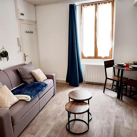 Studio B Aux Pieds Des Thermes Néris-les-Bains Buitenkant foto